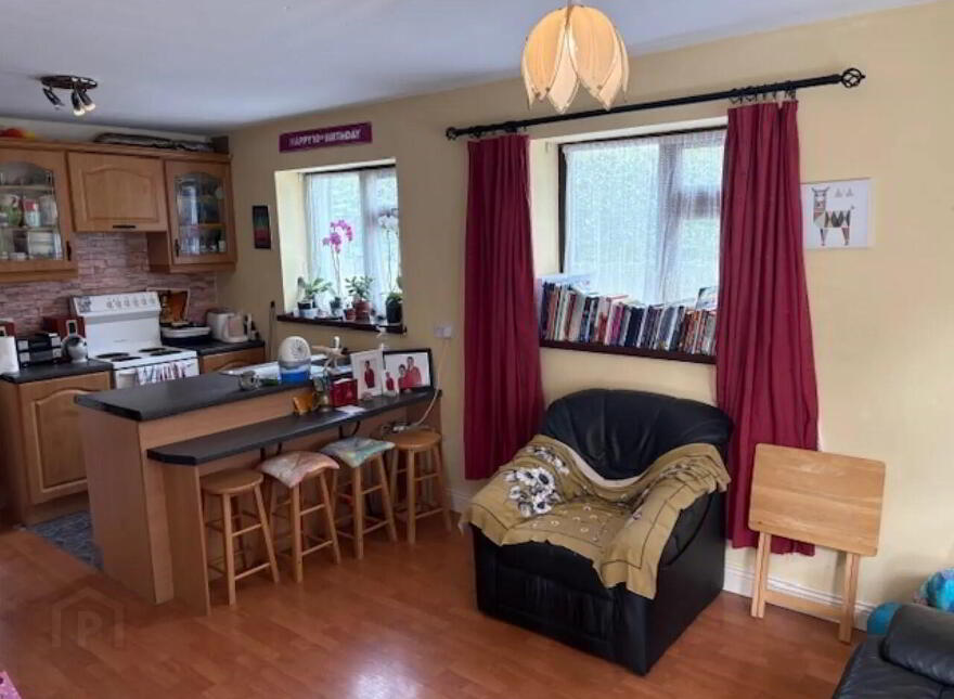 58 Blundell Wood, Edenderry, R45YR61