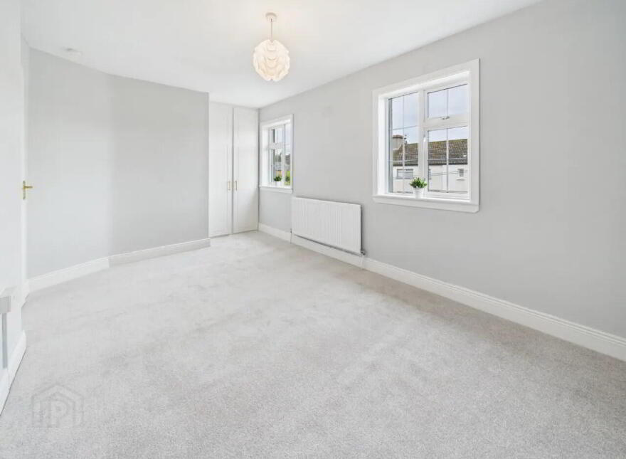 25 William St, Nenagh, E45KV78