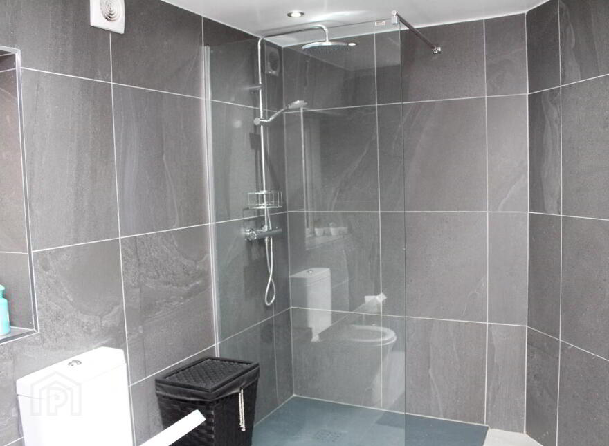 71 Euston Street, Belfast, BT6 9AF
