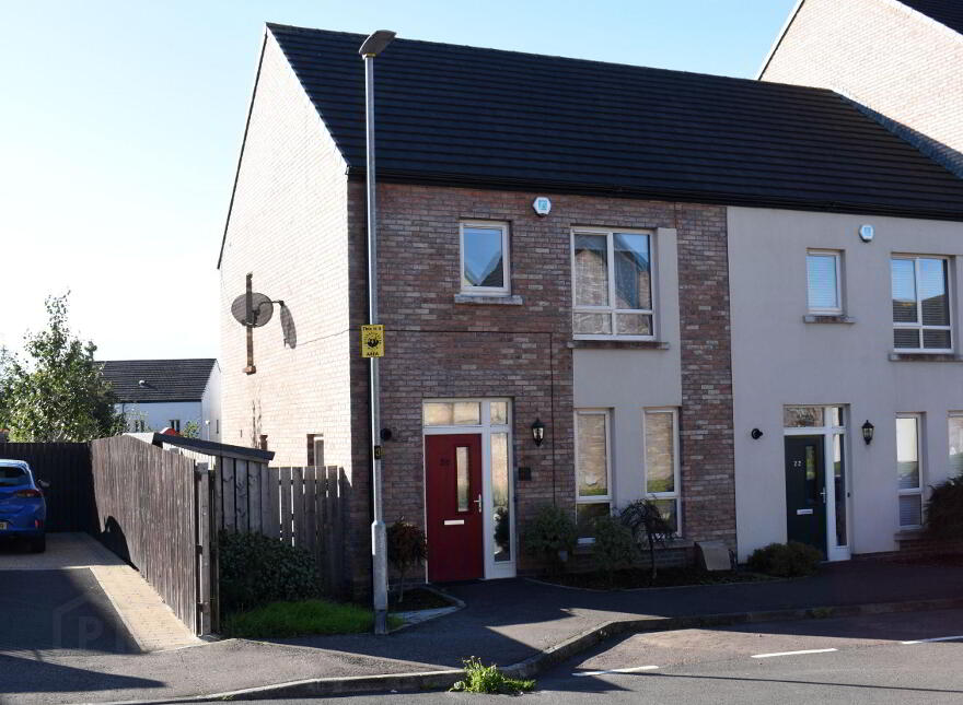 24 Alder Way, Lisburn, BT28 2SX