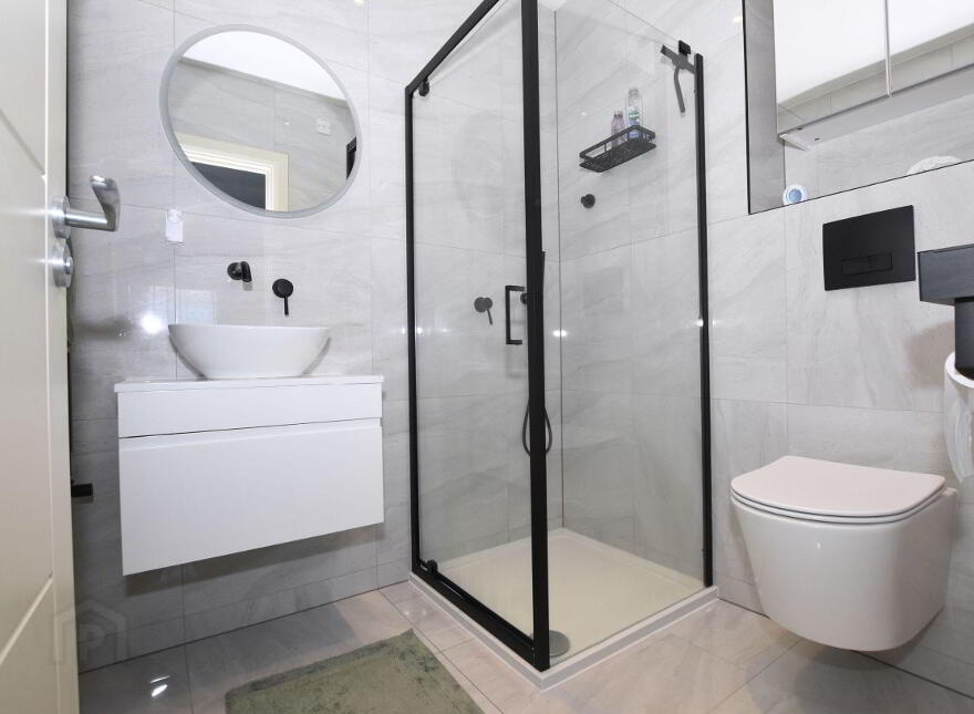 24 Alder Way, Lisburn, BT28 2SX