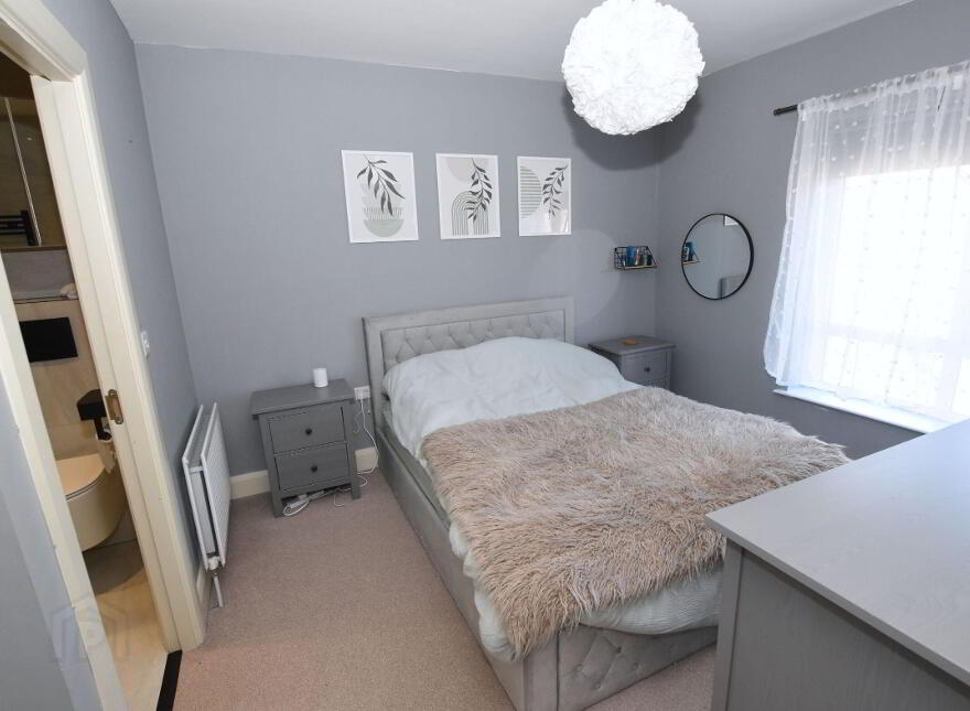 24 Alder Way, Lisburn, BT28 2SX