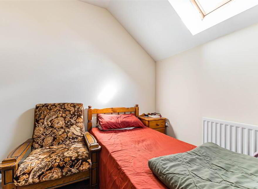 27 Drumadoon Square, Dundonald, Belfast, BT16 2QN