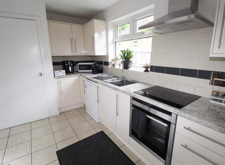 180 Shore Road, Newtownabbey, BT37 9TB