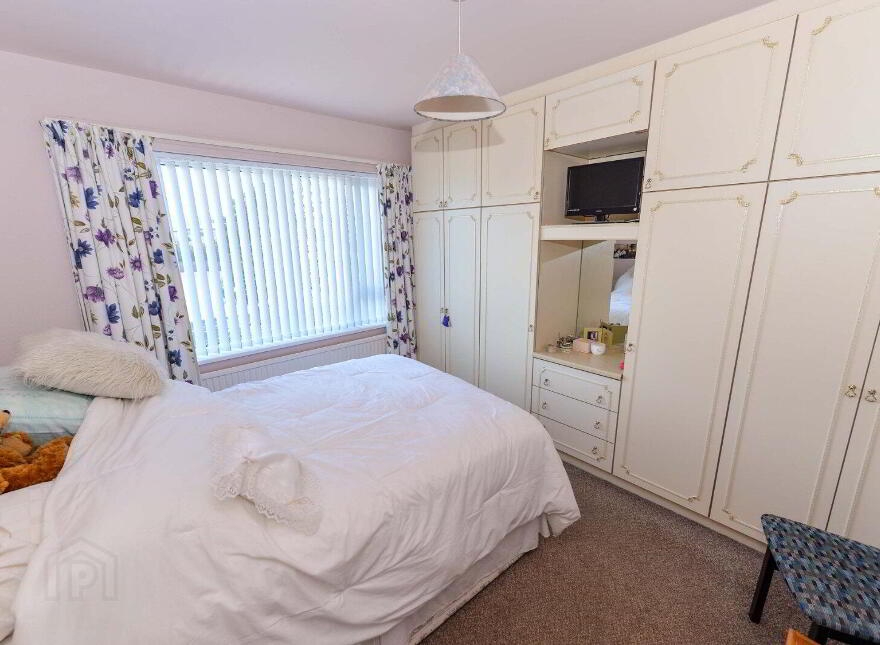 18 Victoria Park, Newtownards, BT23 7EF