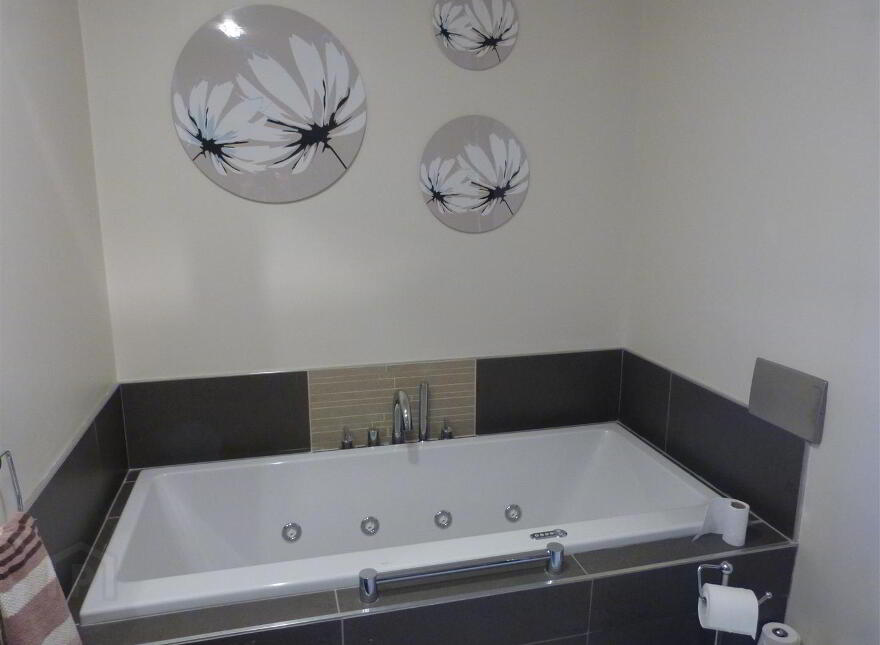 36 The Linen House, The Mill Village, Comber, BT23 5WS