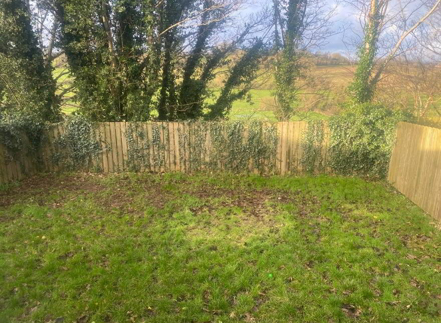 12 Old Road, Loughgall, BT61 8JD