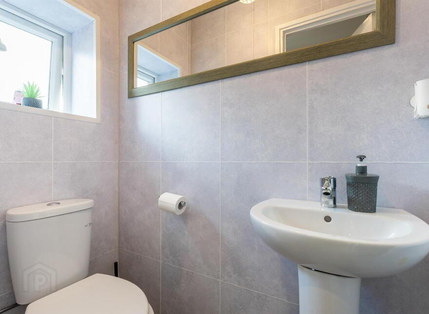 20 Cloghan Crescent, Belfast, BT5 7HG
