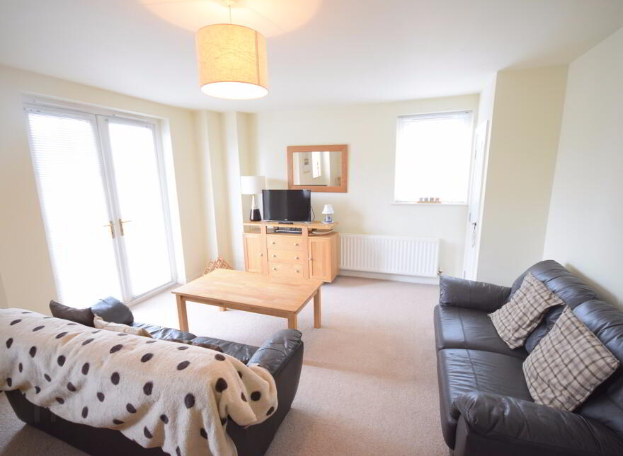 76 Bell Towers, Bell Towers South, Off Ravenhill Road, Belfast, BT7 2HD