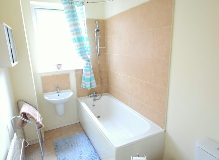 76 Bell Towers, Bell Towers South, Off Ravenhill Road, Belfast, BT7 2HD