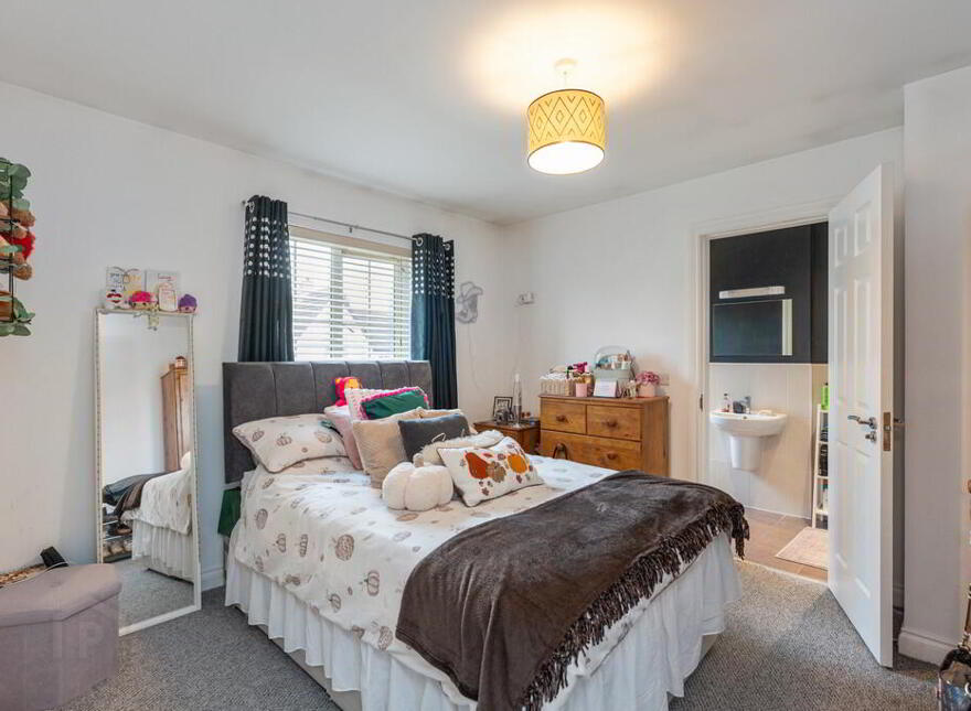 23 Coopers Mill Park, Dundonald, Belfast, BT16 1SX