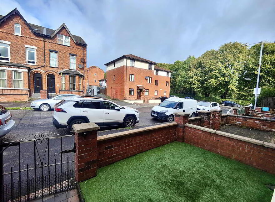 45 Brookhill Avenue, Belfast, BT14 6BS