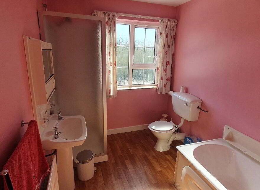 Kilmacrennan Road, Milford, F92W6W7