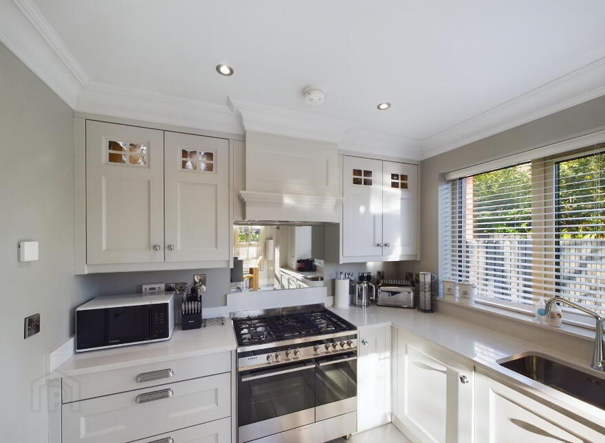 9 Montpelier Park, Belfast, BT9 5RS