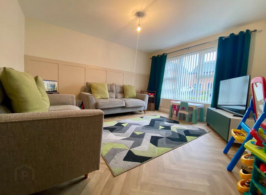 4 Highgrove Gate, Carrickfergus, BT38 9TX