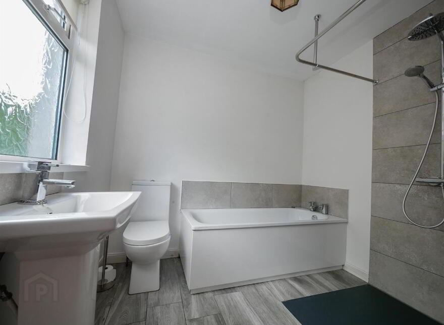 41 Breda Park, Saintfield Road / Four Winds, Belfast, BT8 6JR