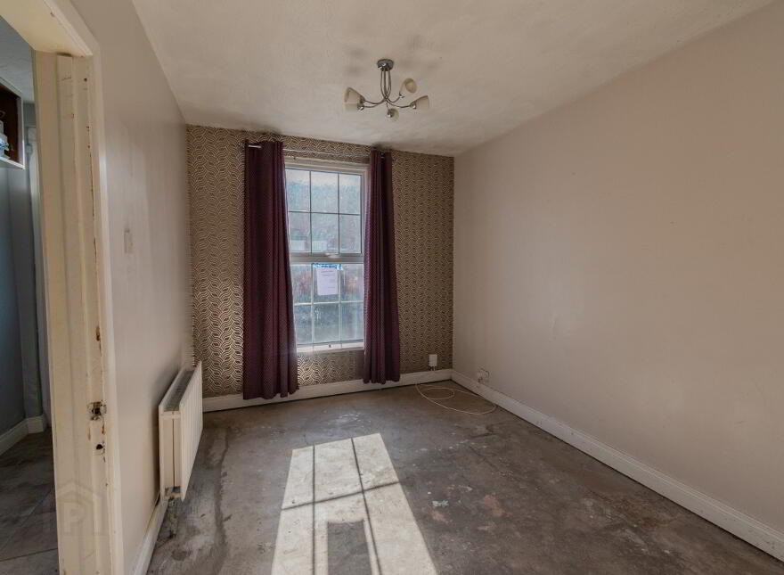 18 Moat Road, Ballymena, BT42 4BZ
