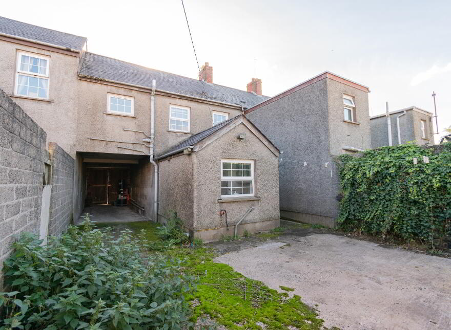 18 Moat Road, Ballymena, BT42 4BZ