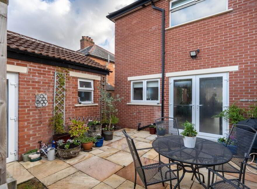 13 Knockbreda Drive, Belfast, BT6 0HJ