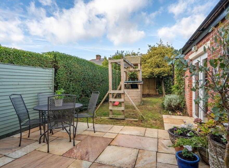 13 Knockbreda Drive, Belfast, BT6 0HJ