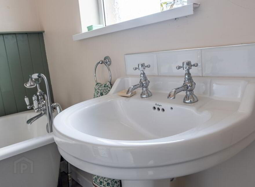 13 Knockbreda Drive, Belfast, BT6 0HJ