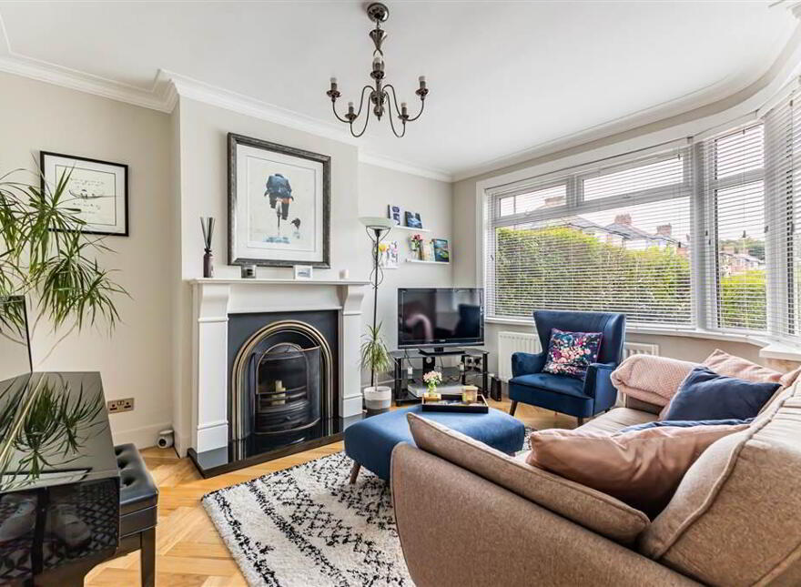24 Knockbreda Park, Rosetta, Belfast, BT6 0HB