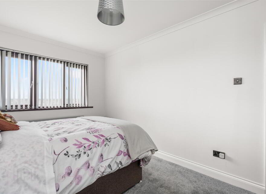 22 Loughview Road, Crumlin, BT29 4RE