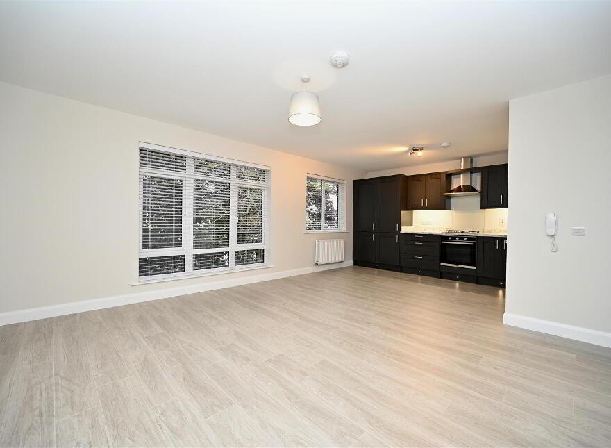 Apt 7, 39 Dundela Crescent, Belfast, BT4 3BN