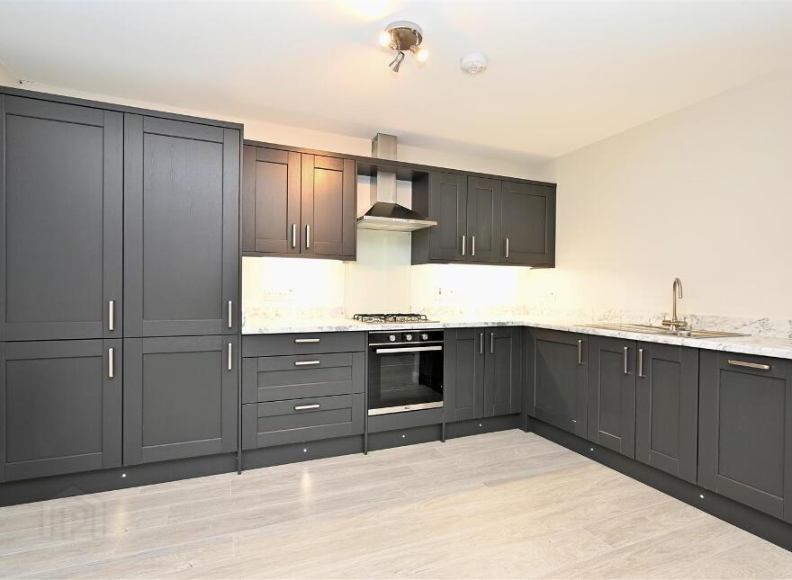 Apt 7, 39 Dundela Crescent, Belfast, BT4 3BN