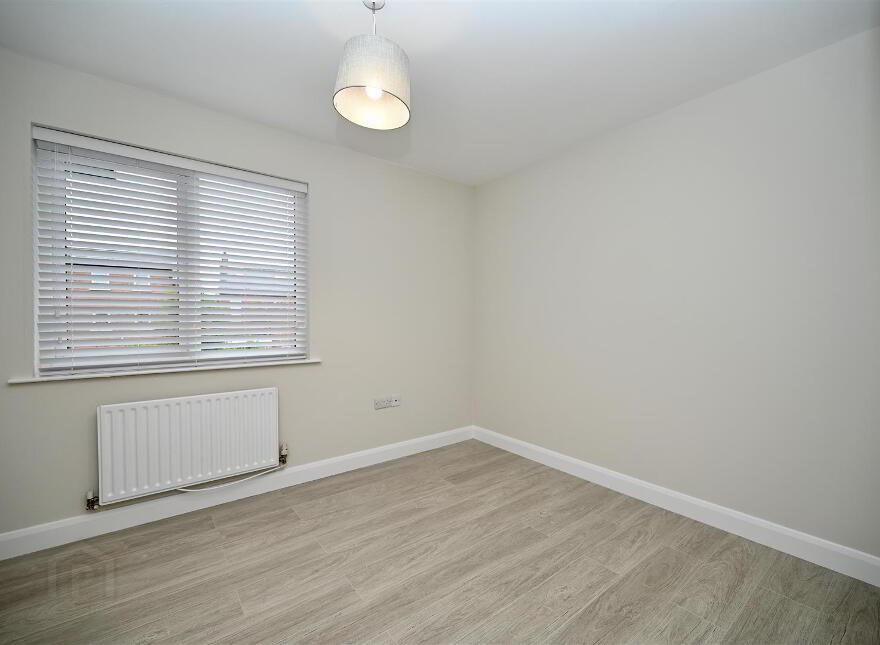 Apt 7, 39 Dundela Crescent, Belfast, BT4 3BN