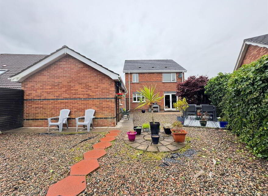 33 Brackenridge, Carrickfergus, BT38 8FW