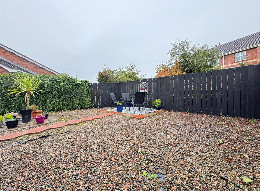 33 Brackenridge, Carrickfergus, BT38 8FW