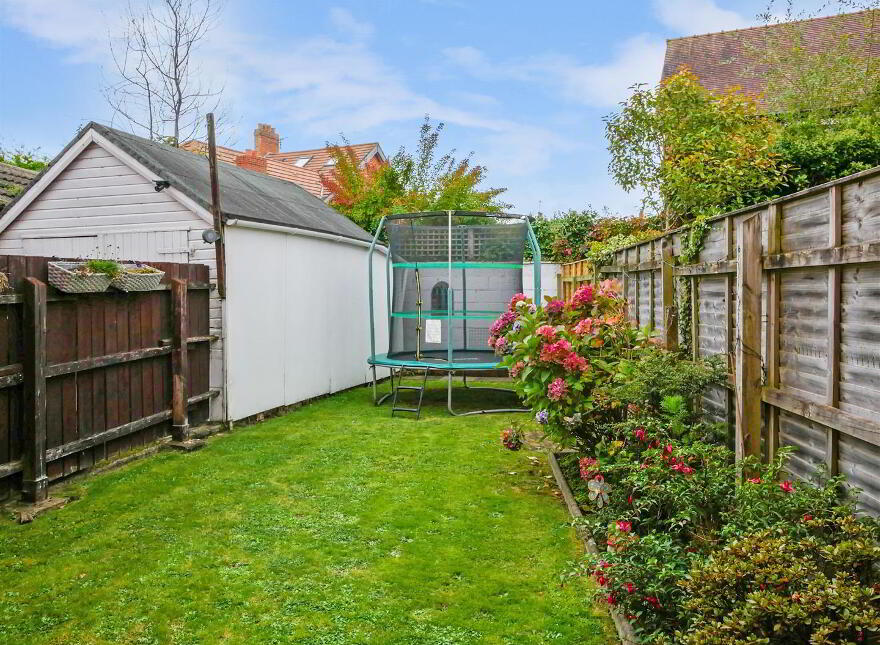 24 St. Johns Avenue, Upper Ormeau, Belfast, BT7 3JE