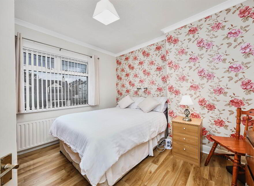 10 Royal Avenue, Portstewart, BT55 7LE