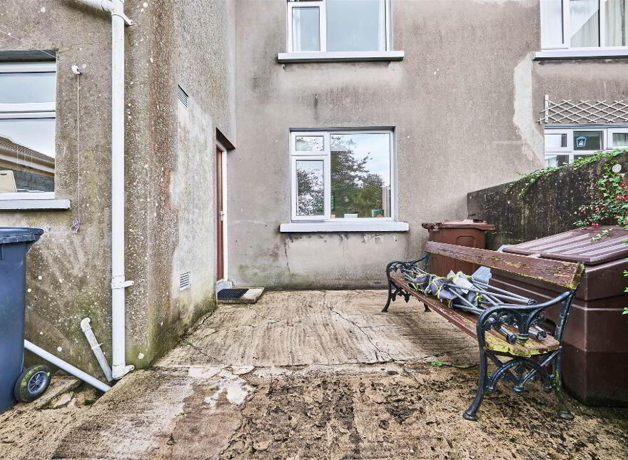 10 Royal Avenue, Portstewart, BT55 7LE