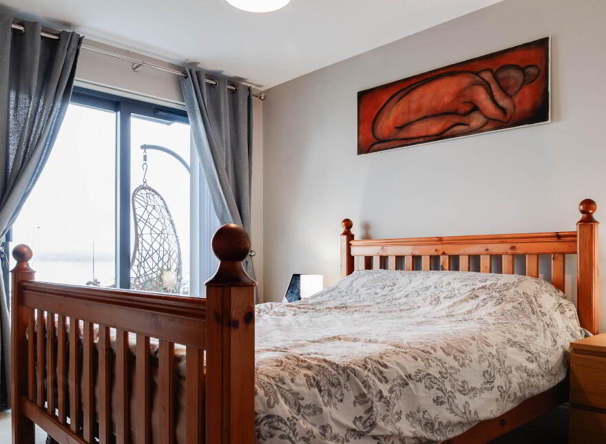 Apt 5 The Tides, Carrickfergus, BT38 8GN