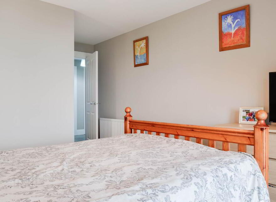 Apt 5 The Tides, Carrickfergus, BT38 8GN