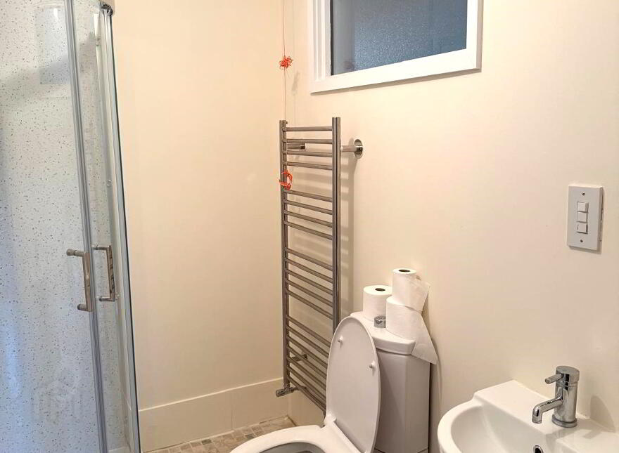 77a Galgorm Road, Ballymena, BT42 1AA