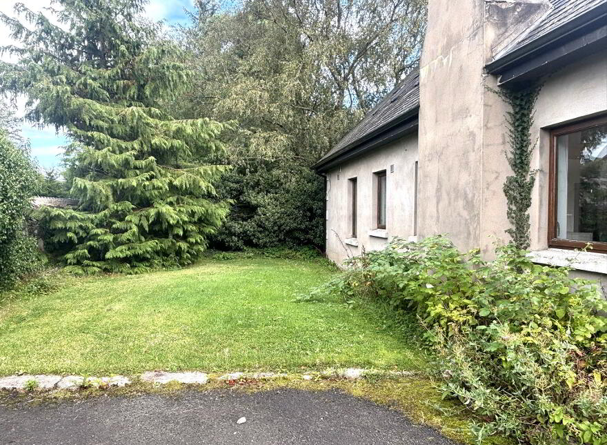 77a Galgorm Road, Ballymena, BT42 1AA