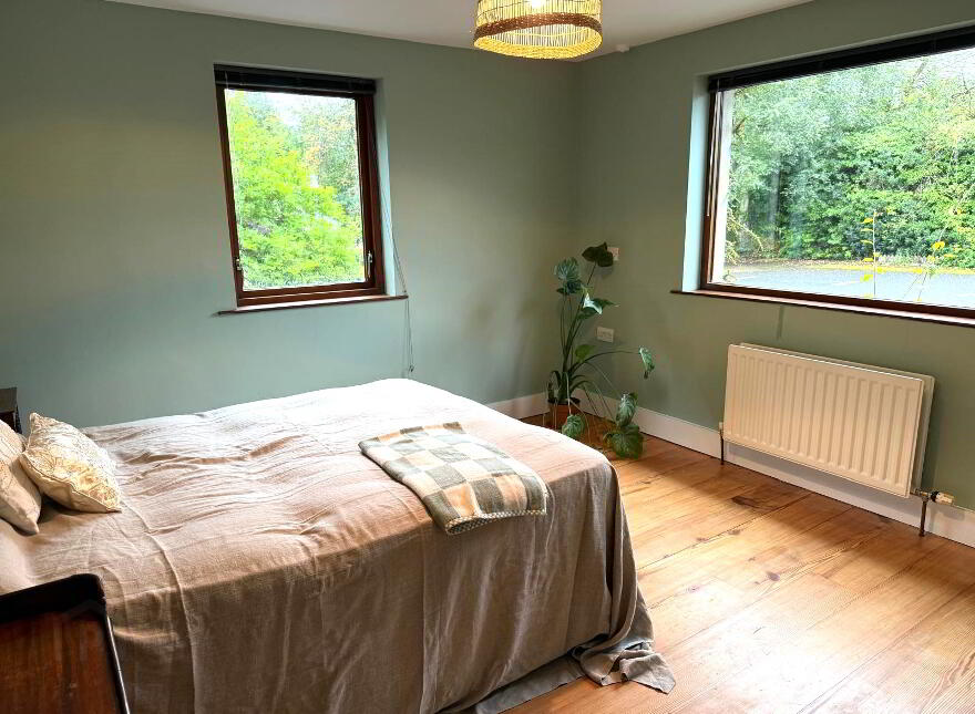 77a Galgorm Road, Ballymena, BT42 1AA