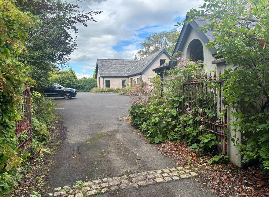 77a Galgorm Road, Ballymena, BT42 1AA