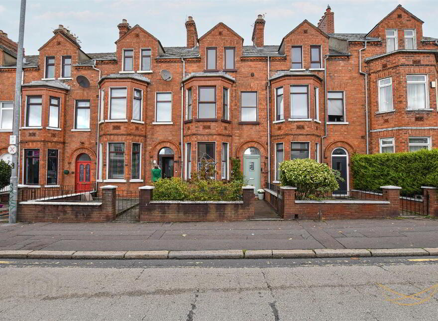 59 Ballygomartin Road, Belfast, BT13 3LB