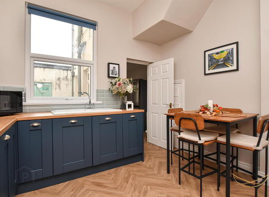 59 Ballygomartin Road, Belfast, BT13 3LB