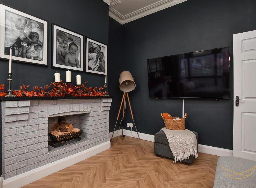 59 Ballygomartin Road, Belfast, BT13 3LB