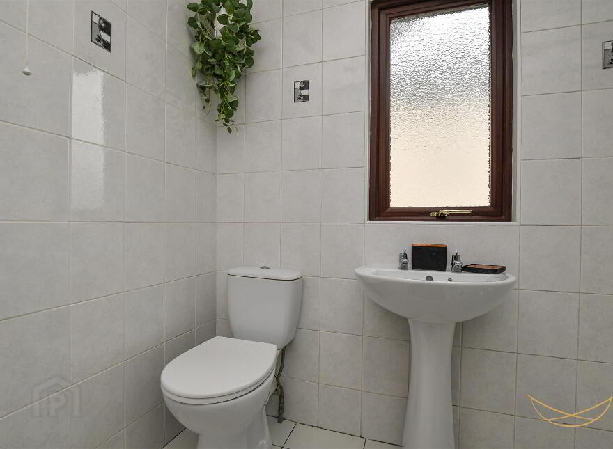 59 Ballygomartin Road, Belfast, BT13 3LB