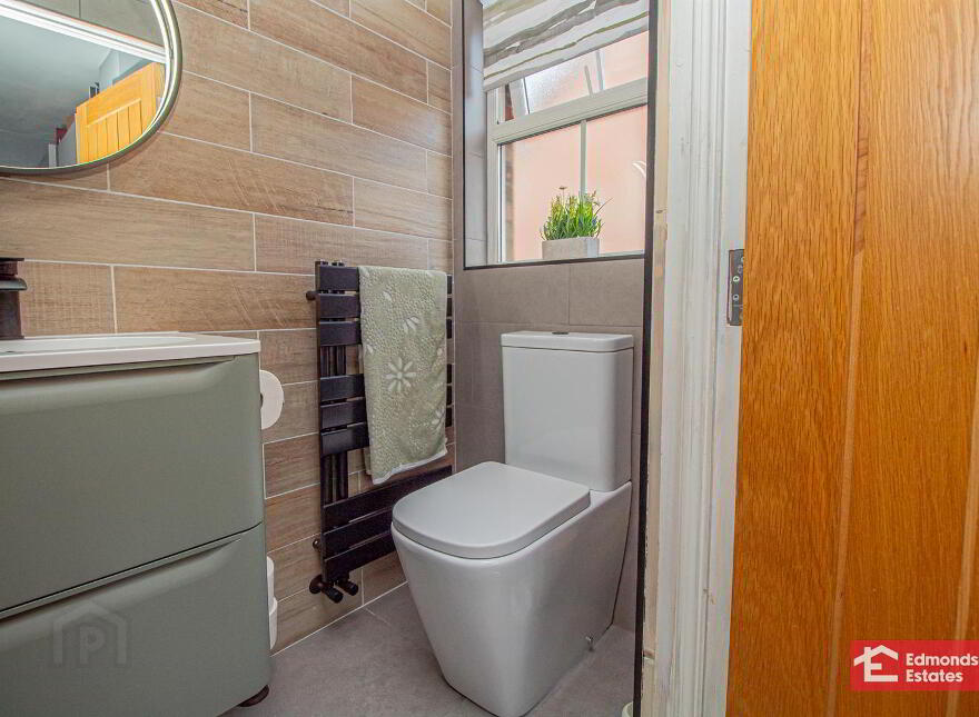 32 Bush Manor, Antrim, BT41 2UA