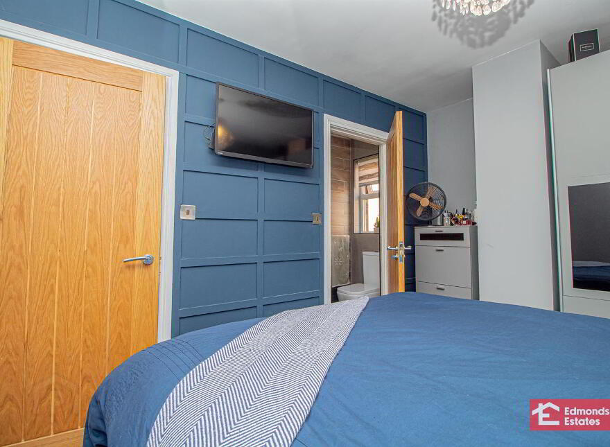 32 Bush Manor, Antrim, BT41 2UA