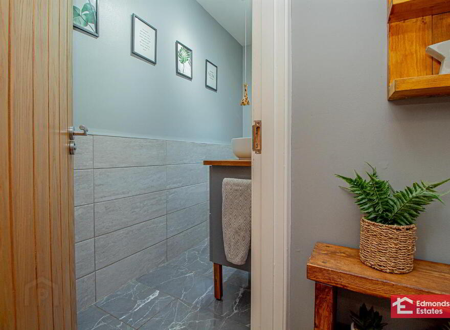 32 Bush Manor, Antrim, BT41 2UA