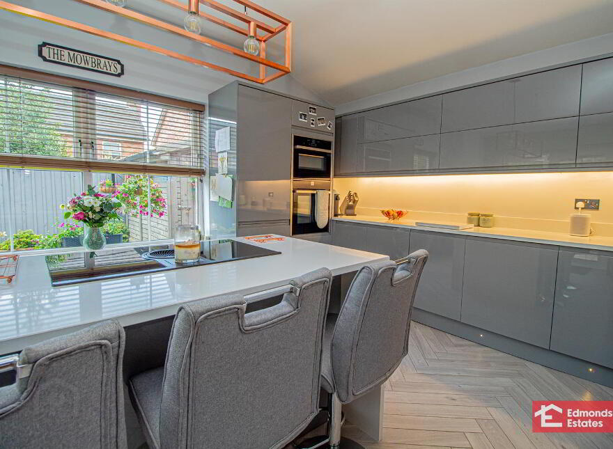 32 Bush Manor, Antrim, BT41 2UA