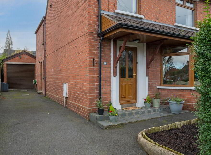 18 Porter Park, Belfast, BT10 0BU